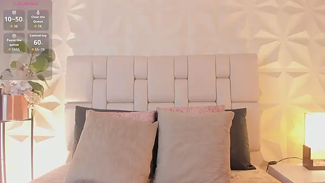 scarlettadams   online show from 01/10/26, 12:18