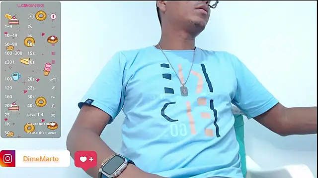 Snapshot of mike_black_22 chatting on 09/26/25, 01:48 mike black 22 online show from 09/26/25, 01:48