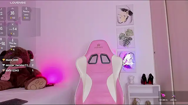 Nataly evans18 online show from 11/18/25, 04:06