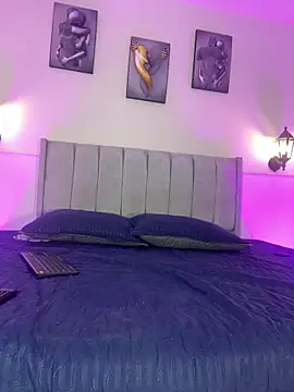 Snapshot of Samara_Hadi_ chatting on 02/14/26, 01:24 Samara Hadi online show from 02/14/26, 01:24