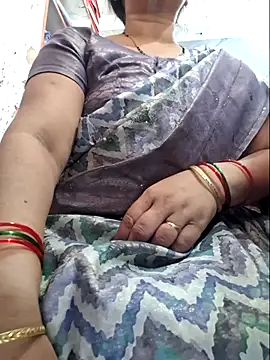 indianhotwife639 online show from 05/27/26, 07:27
