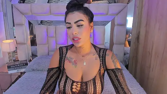 Snapshot of MaddyGray_ chatting on 09/20/25, 06:20 MaddyGray  online show from 09/20/25, 06:20