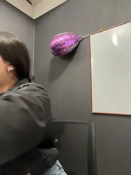 Alyha Cortes online show from 02/17/26, 01:18