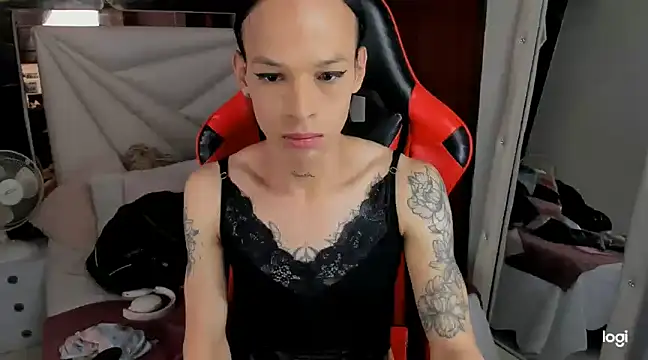 Snapshot of sara_slut21 chatting on 12/26/24, 09:04 sara slut21 online show from 12/26/24, 09:04