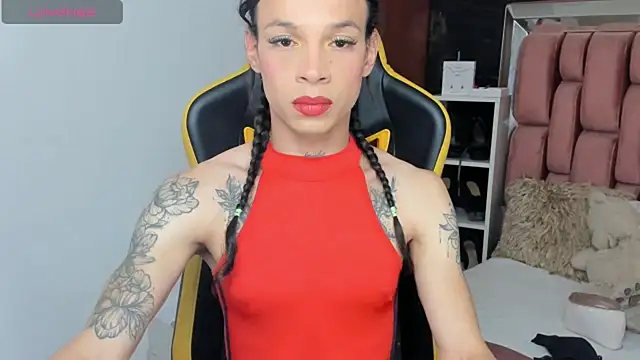 Snapshot of sara_slut21 chatting on 03/10/25, 05:54 sara slut21 online show from 03/10/25, 05:54