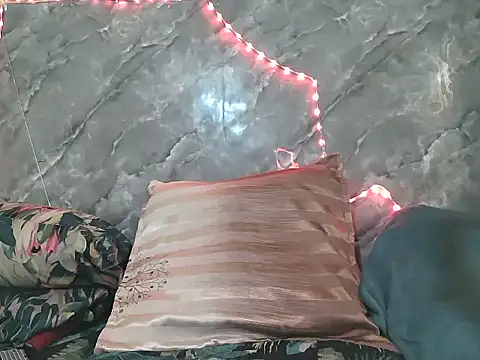 ZARIA-VIXEN online show from 12/02/25, 11:48