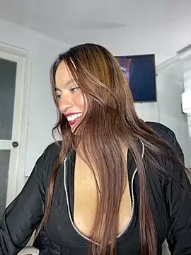 Snapshot of Adarha_Ramirez chatting on 05/16/26, 06:32 Adarha Ramirez online show from 05/16/26, 06:32