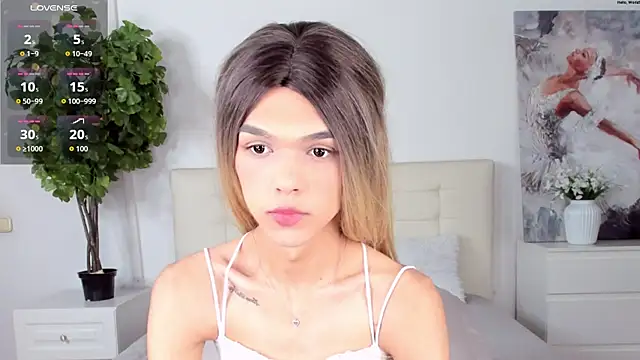 MadonnaRossi online show from 04/09/26, 02:00