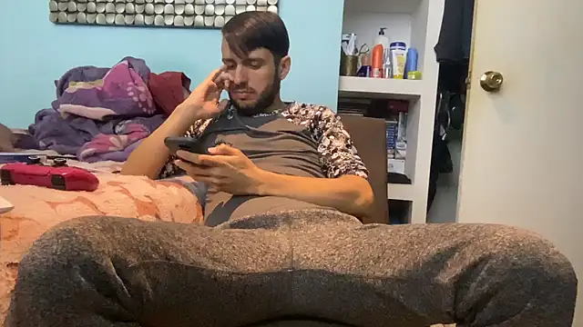 Alexitho25 online show from 12/19/25, 05:14