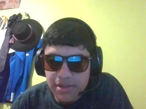 juanfritaa21 online show from 09/29/25, 10:25