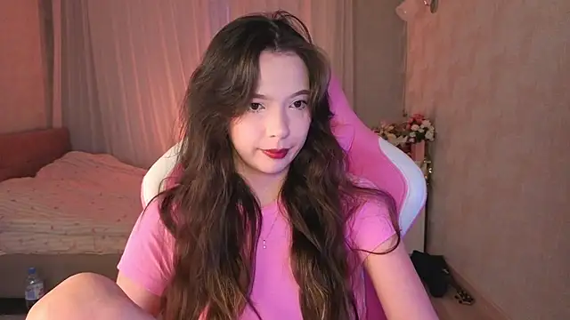 yuna sunshy online show from 04/06/26, 01:36