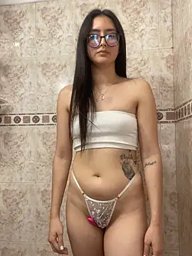 Just Isaa online show from 09/18/25, 12:34