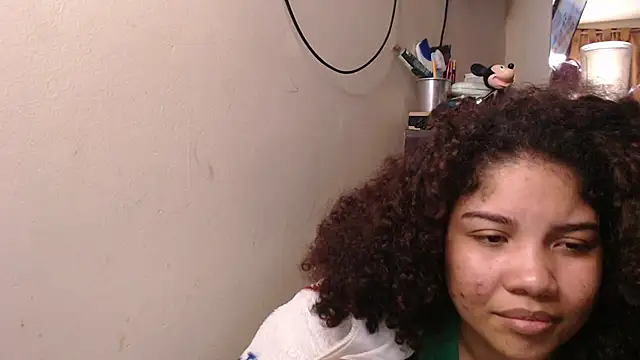 madelene online show from 11/19/25, 01:05