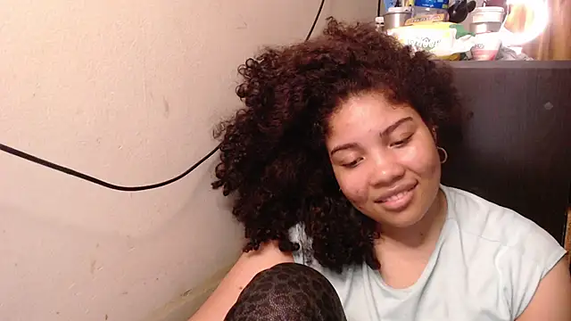 madelene online show from 12/05/25, 02:09