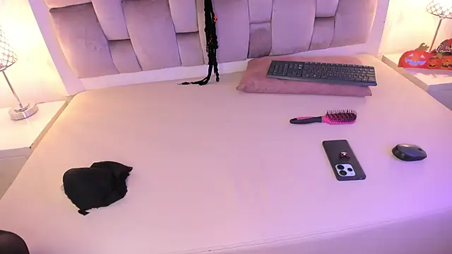 Dannika07 online show from 10/30/25, 03:08