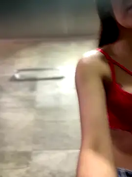 Snapshot of Linda_LS chatting on 09/18/25, 01:57 Linda LS online show from 09/18/25, 01:57