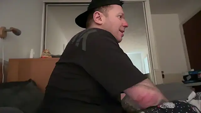 Snapshot of monster_d_2025 chatting on 04/02/26, 07:17 monster d 2025 online show from 04/02/26, 07:17