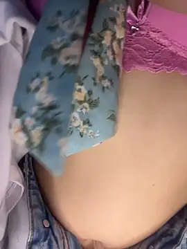 MiaRousexxx  online show from 12/04/25, 11:24