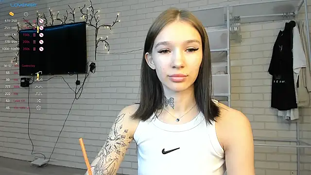 AsyaMiller online show from 10/18/25, 08:53