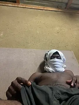 Snapshot of BritishSlither2257_iml chatting on 11/16/25, 10:26 BritishSlither2257 iml online show from 11/16/25, 10:26