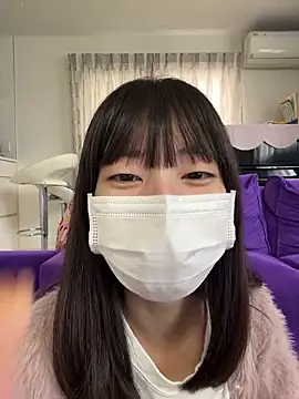 aonyan 7 online show from 10/16/25, 02:12