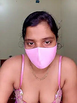 Rose-luckey online show from 01/18/26, 02:37