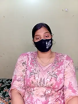 Rose-luckey online show from 02/05/26, 06:12