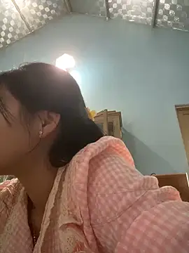 One-nice online show from 10/06/25, 02:31