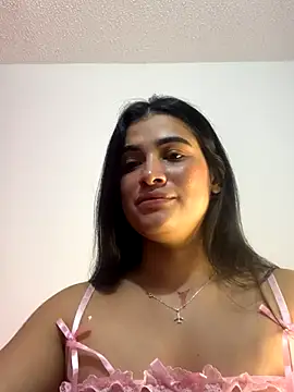 Snapshot of alice_shyness chatting on 10/19/25, 05:08 alice shyness online show from 10/19/25, 05:08