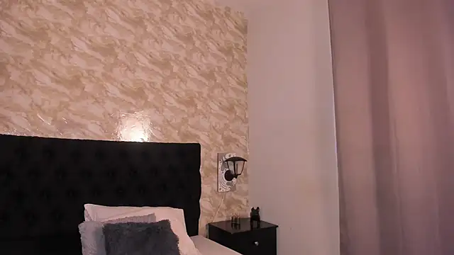 Lucio  Fox online show from 10/31/25, 12:06