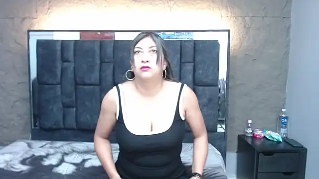 Snapshot of sandyanderson202cl chatting on 09/16/25, 11:33 sandyanderson202cl online show from 09/16/25, 11:33