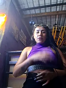 CAROLINE  07 online show from 09/13/25, 01:05