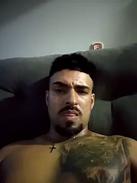 nnyzinho17 online show from 12/16/25, 09:20