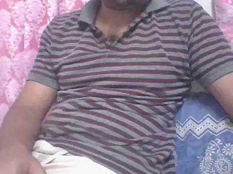Snapshot of hairysub_india@xh chatting on 04/21/26, 05:14 hairysub indiaxh online show from 04/21/26, 05:14