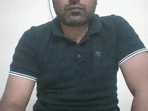 Snapshot of hairysub_india@xh chatting on 04/22/26, 05:25 hairysub indiaxh online show from 04/22/26, 05:25