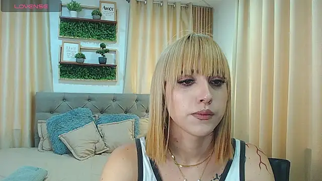 zohet kriss online show from 10/14/25, 02:29