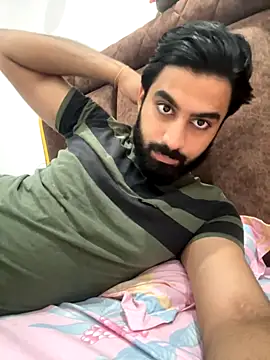 hottestboy03 online show from 10/09/25, 06:28