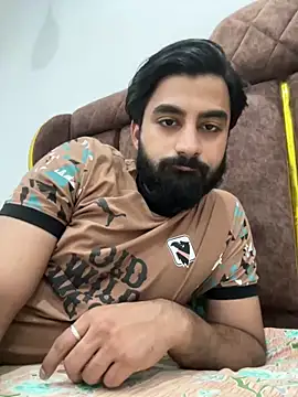 hottestboy03 online show from 10/16/25, 06:09