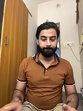 hottestboy03 online show from 10/24/25, 06:43