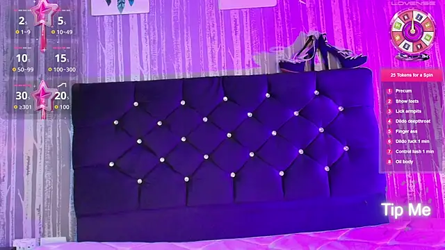 Hailey johnsonn online show from 09/27/25, 01:38