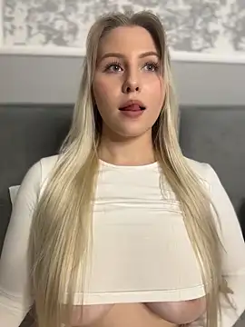 Amy mit online show from 09/28/25, 02:22