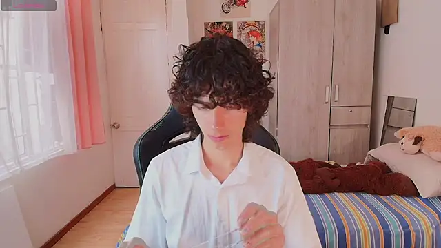 Nude Boy18 online show from 03/12/26, 08:59