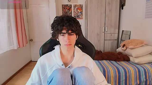 Nude Boy18 online show from 04/10/26, 06:34