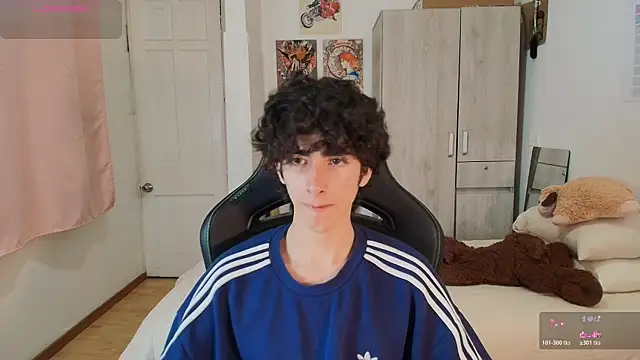 Nude Boy18 online show from 04/20/26, 12:46