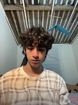 Nude Boy18 online show from 06/09/26, 05:19