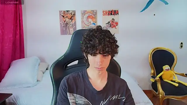Nude Boy18 online show from 07/13/26, 12:57
