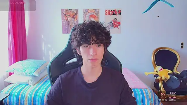 Nude Boy18 online show from 07/27/26, 09:33