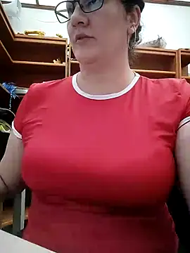 Aisha manzur online show from 02/09/26, 09:08