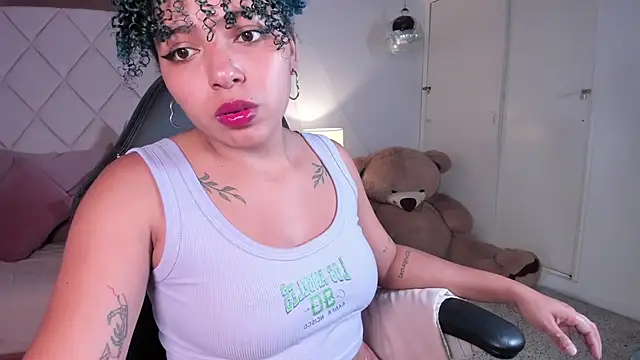 momo ayasse online show from 11/10/25, 09:58