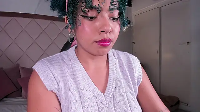 momo ayasse online show from 11/11/25, 09:48